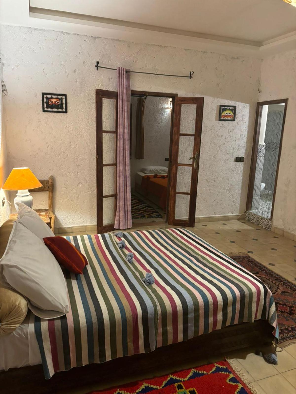 Riad Diwane Уирган Номер фото