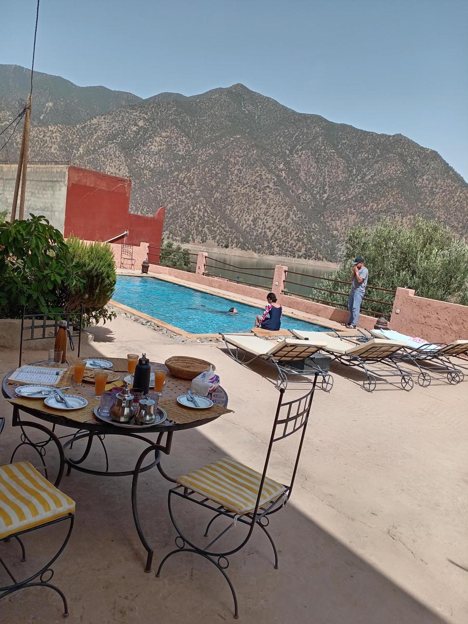 Riad Diwane Уирган Номер фото