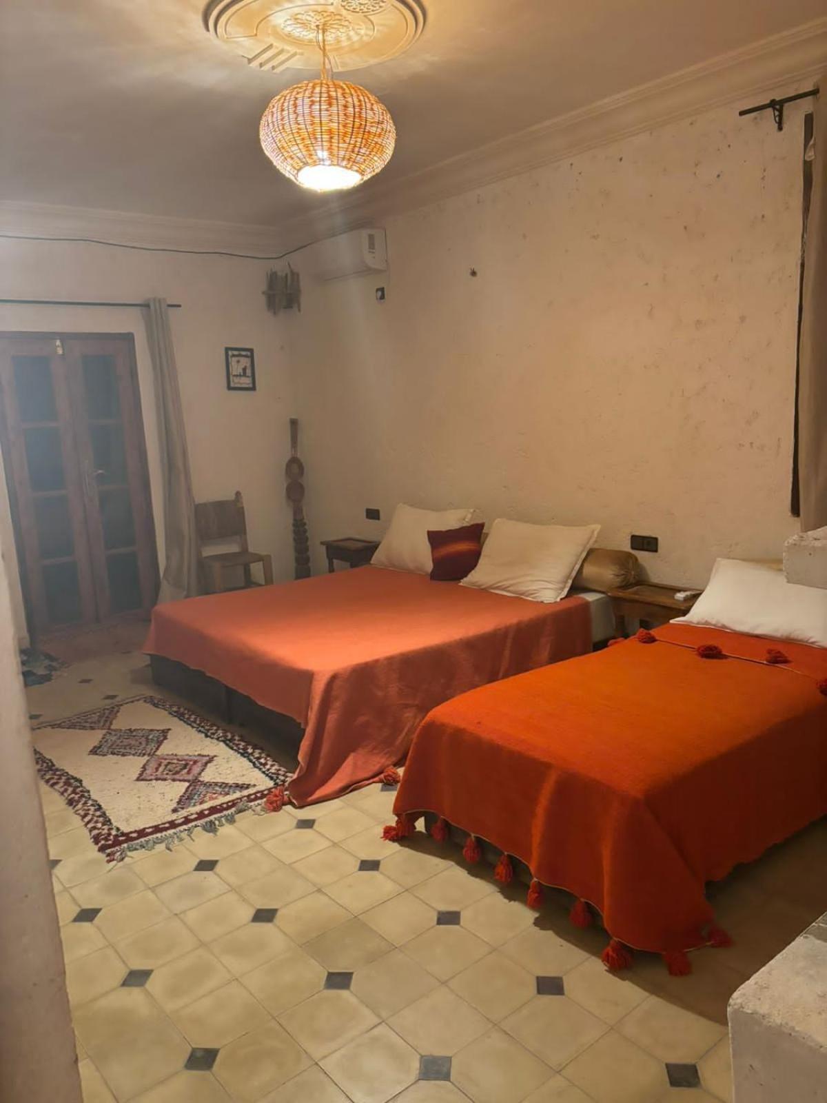 Riad Diwane Уирган Номер фото